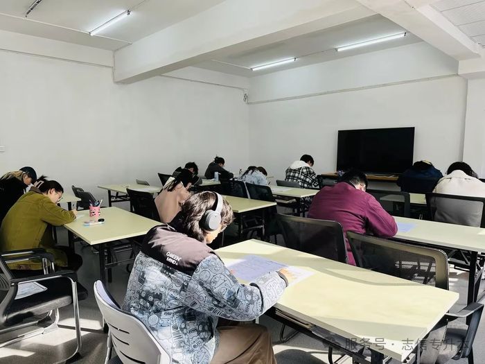 微信图片_20250327152255.jpg